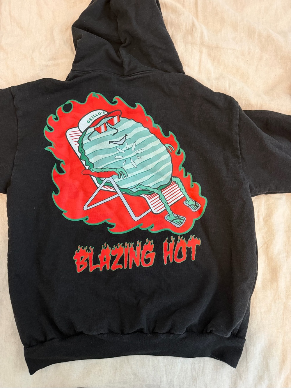 Grillo’s Pickles Vintage Blazing Hot Black Hoodie with Graphic - Men’s L - NWOT